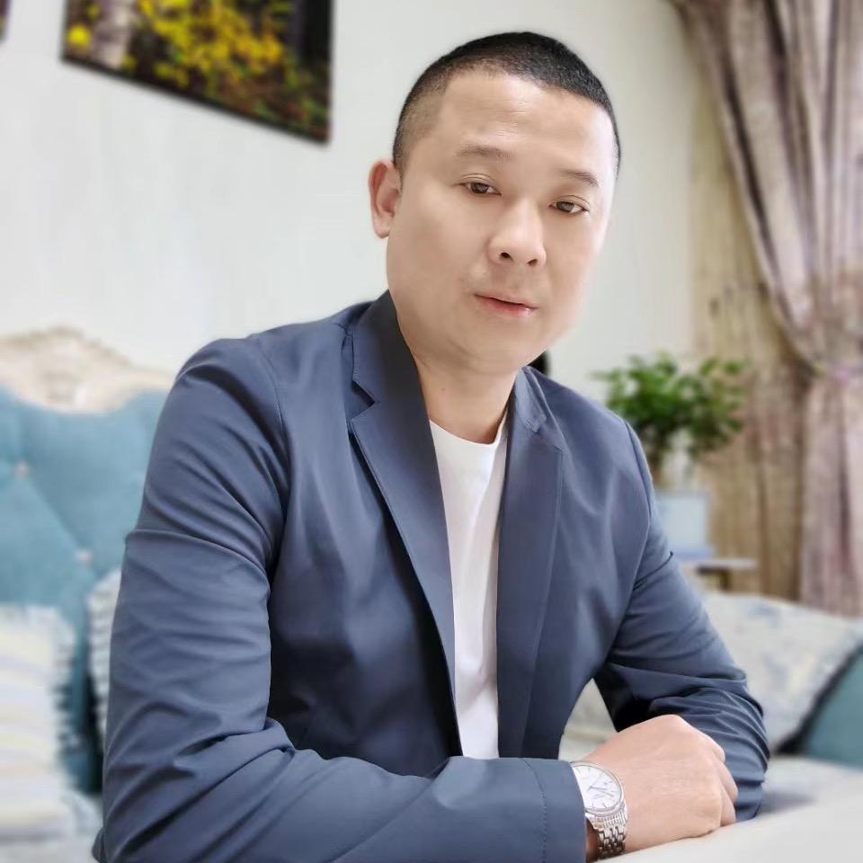 高峰的故事