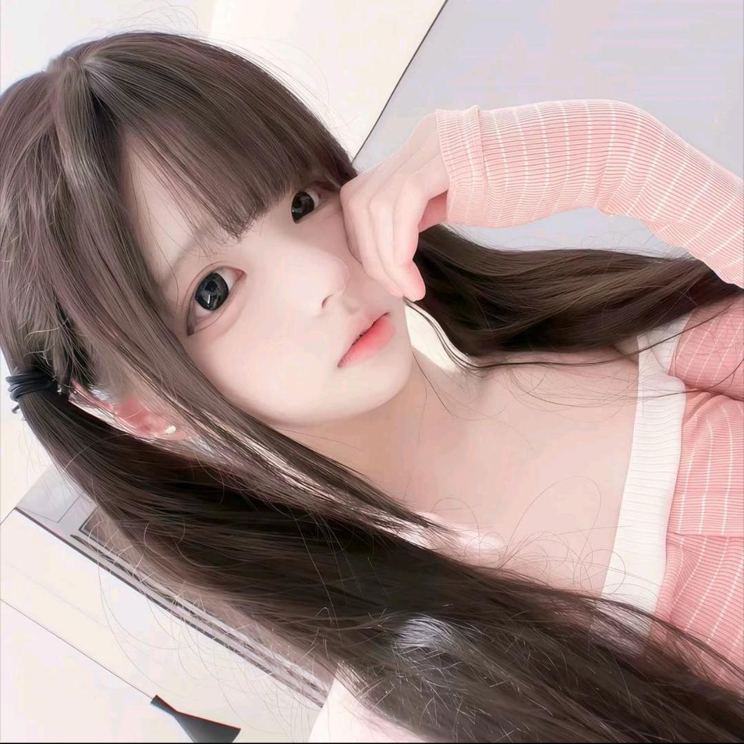 卖萌被肘击