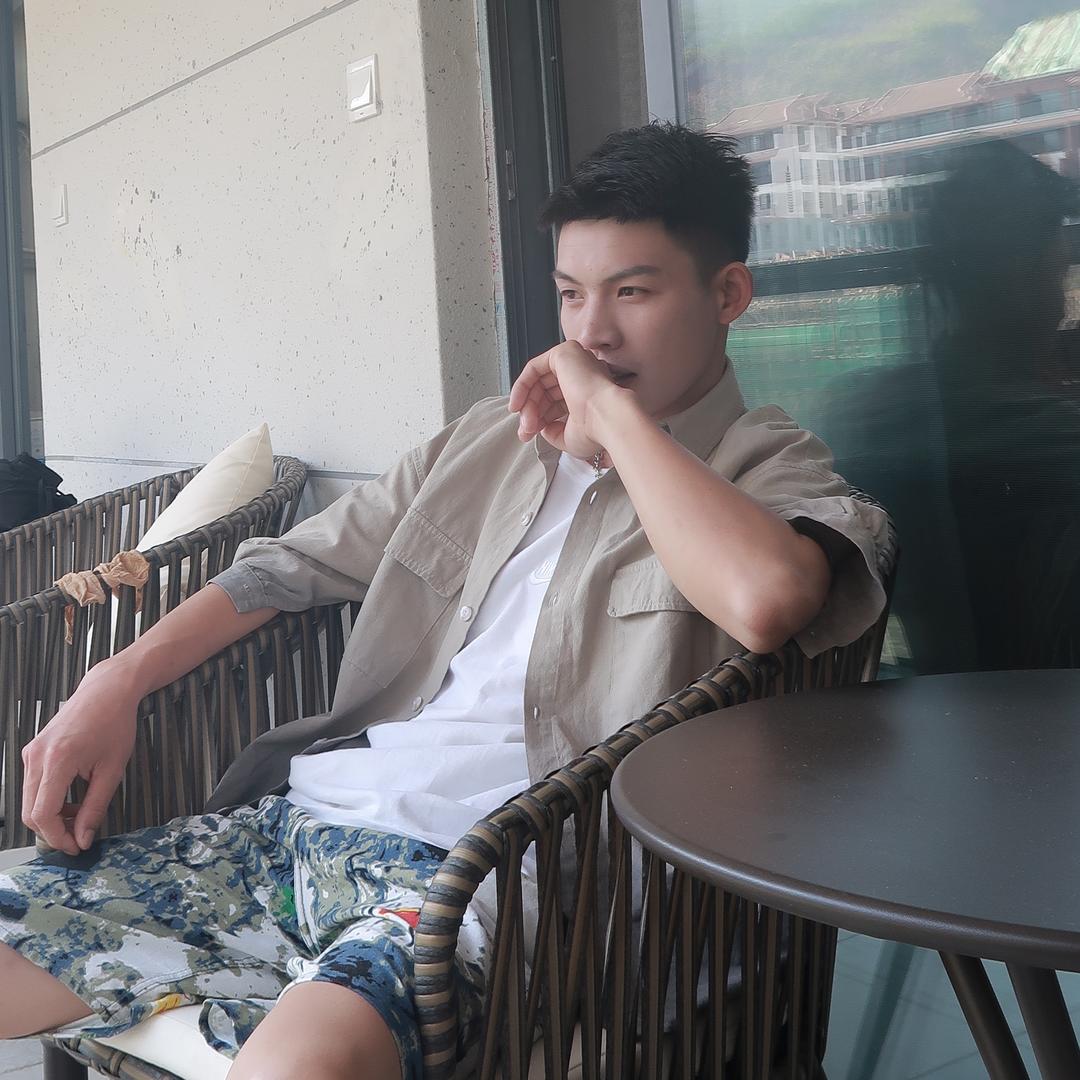 挖界曾小贤