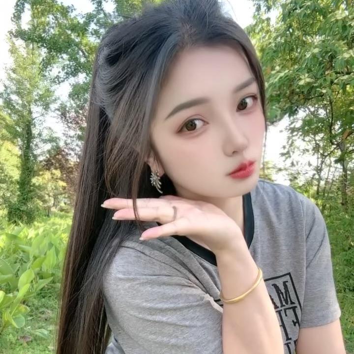 @ ᥫᩣ小慧慧🌸🌸🌸拒绝连赞