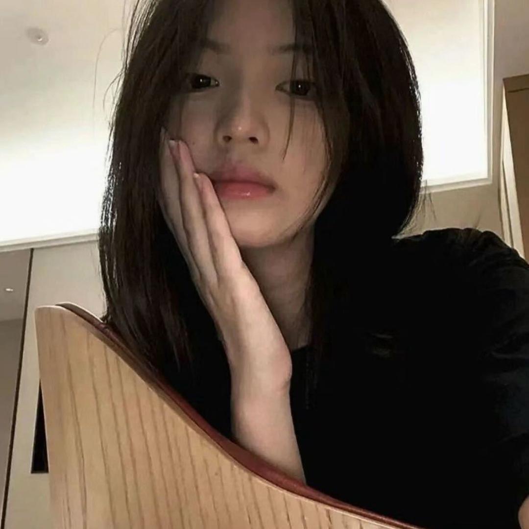 初白