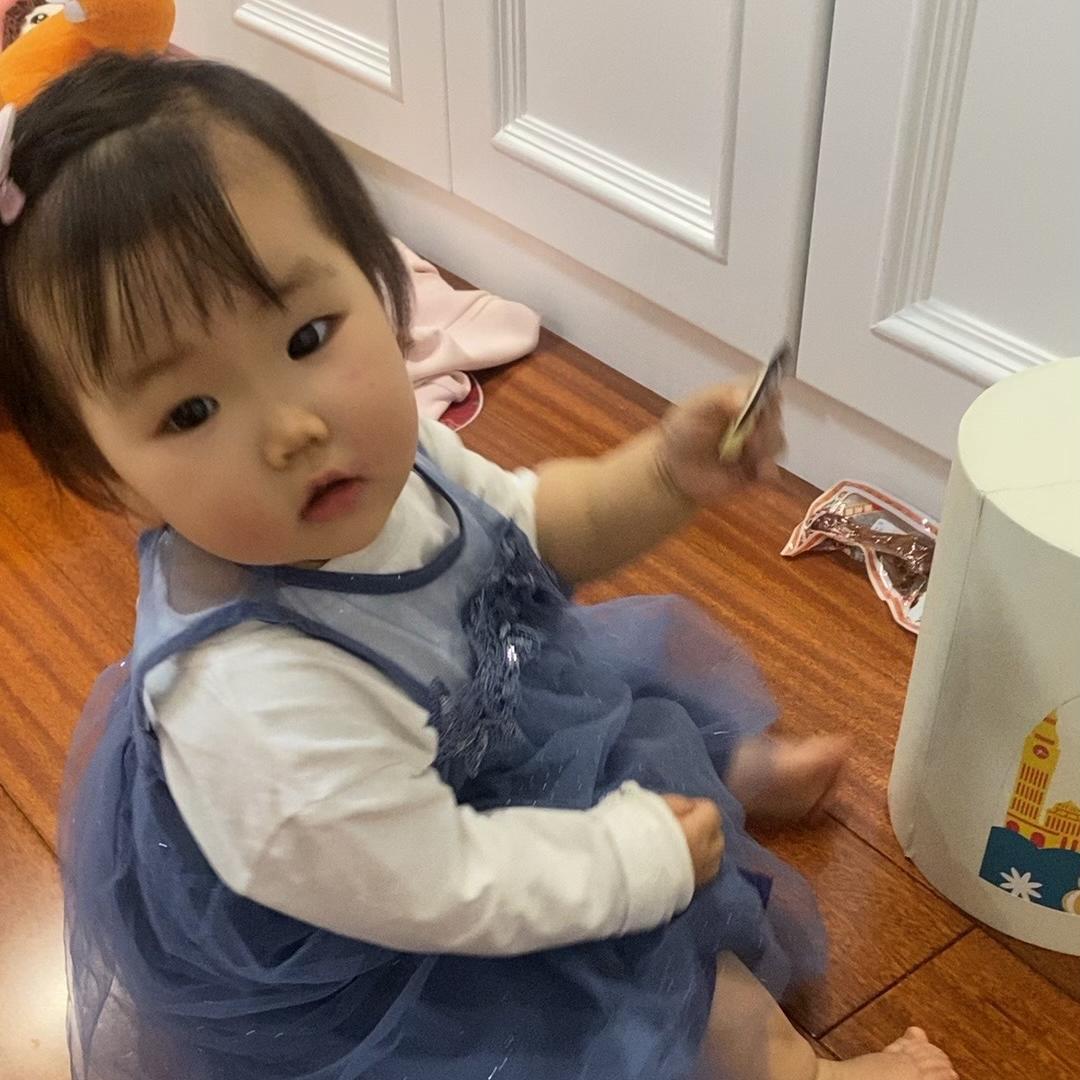 含宝童装Hkids