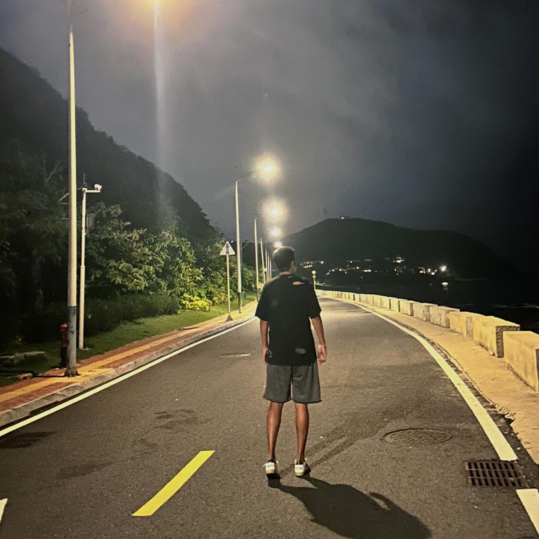 大山里的先生🚶🏻‍♂️
