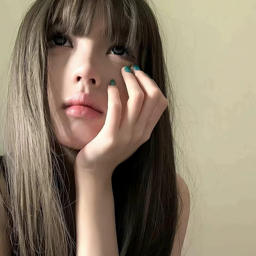 女嘚🎱