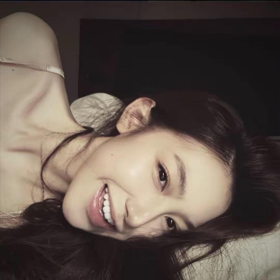 大美.
