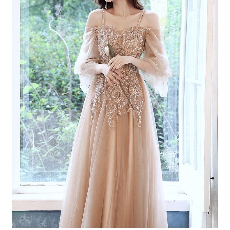 亚淇尚美婚纱礼服