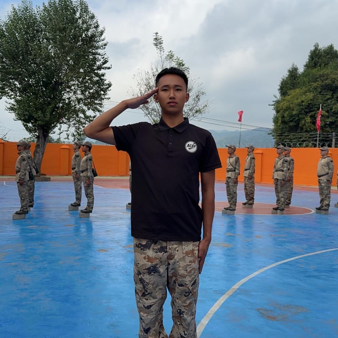 杨教官-（兵教头）