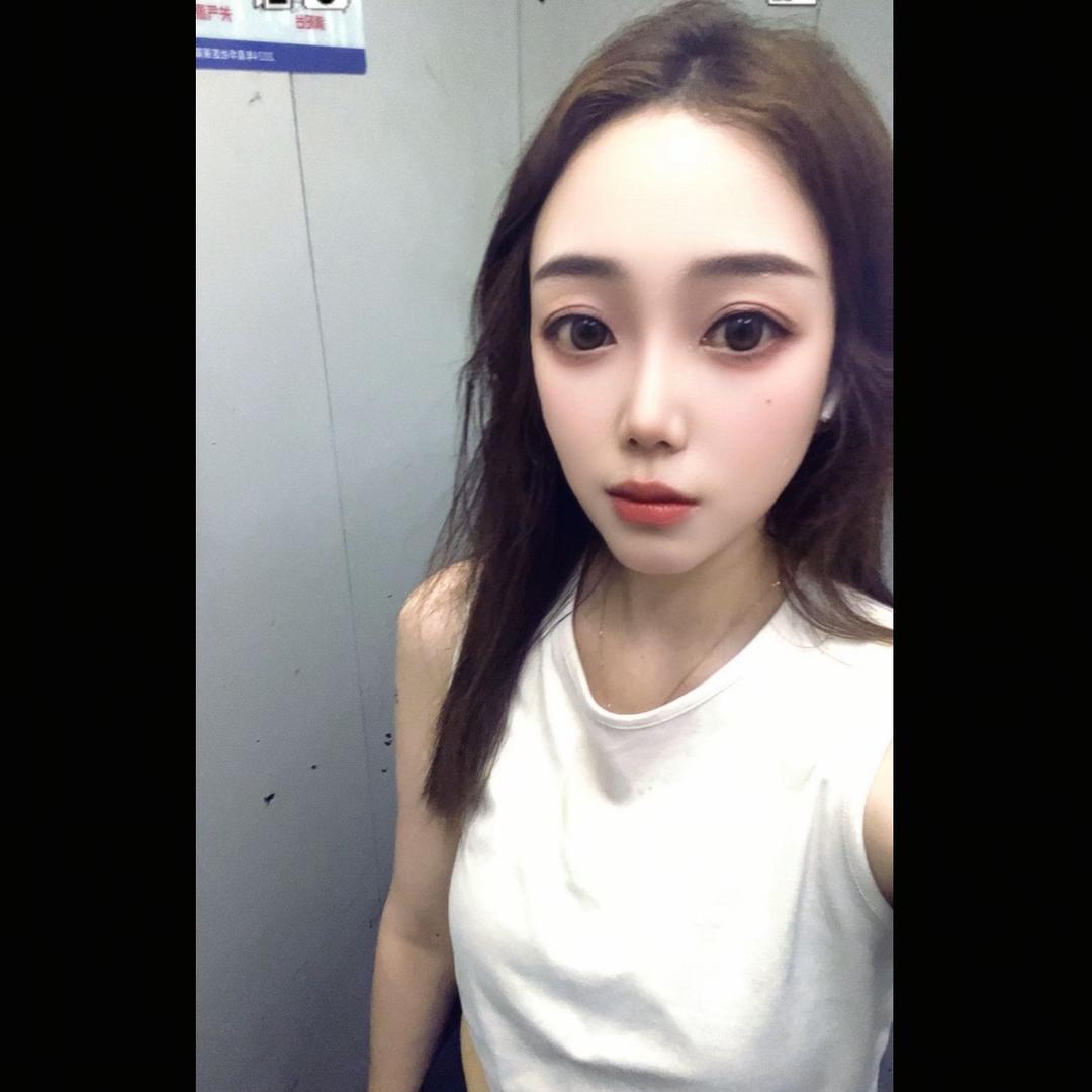何小姐👩🏻🎤