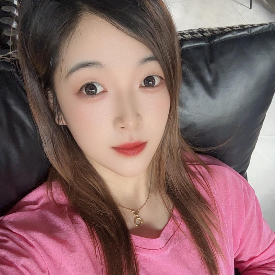 婷婷⁴⁹⁸⁶
