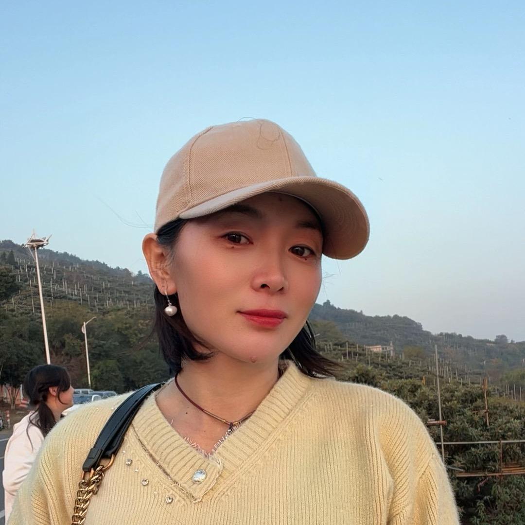 CNC精密加工-香姐