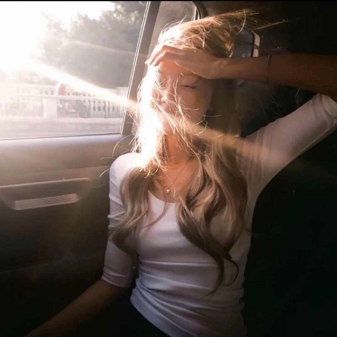 evelyn_sunsetglow