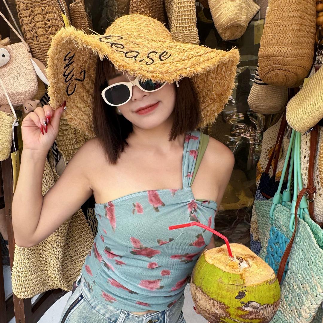 小小莫