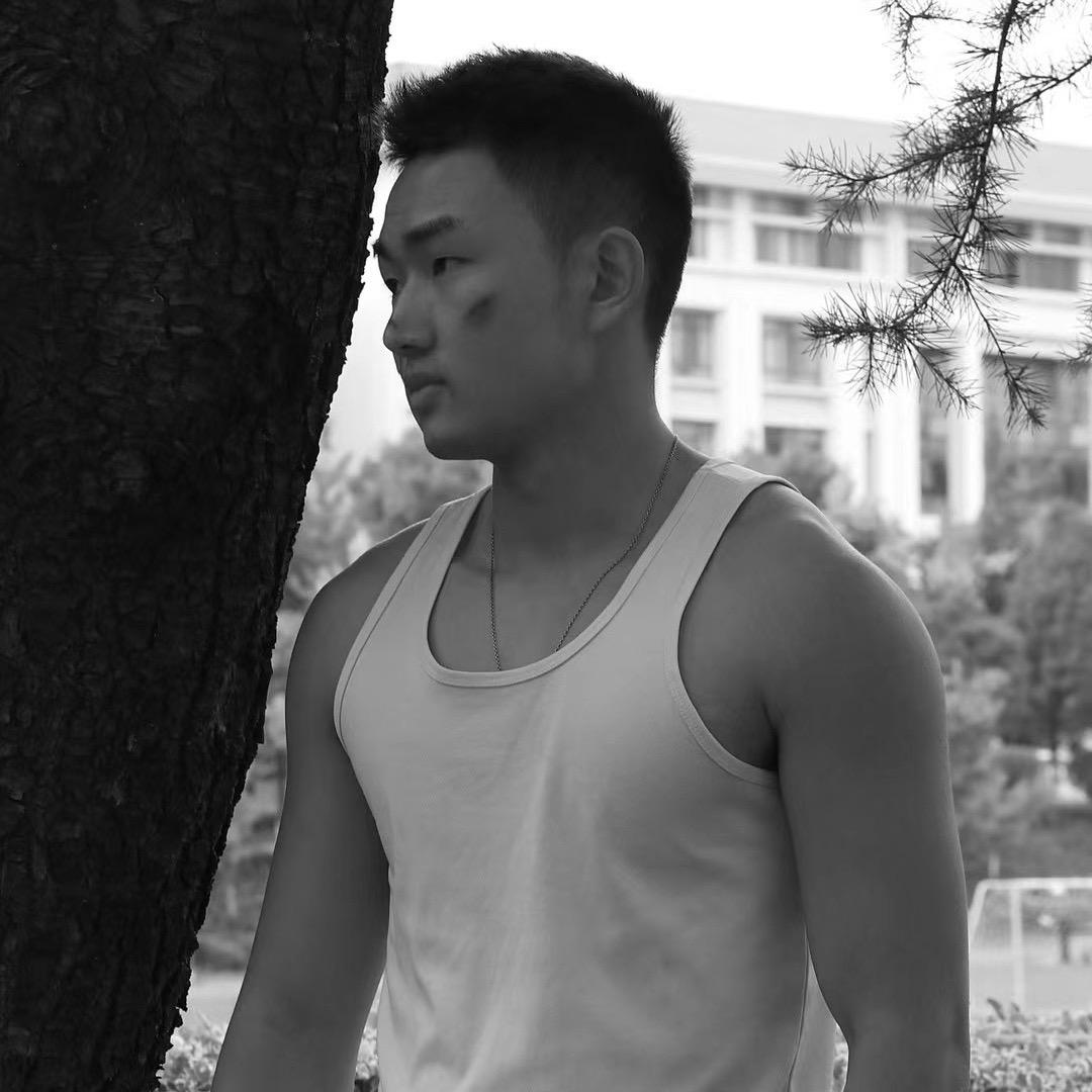 曾毅淳淳淳
