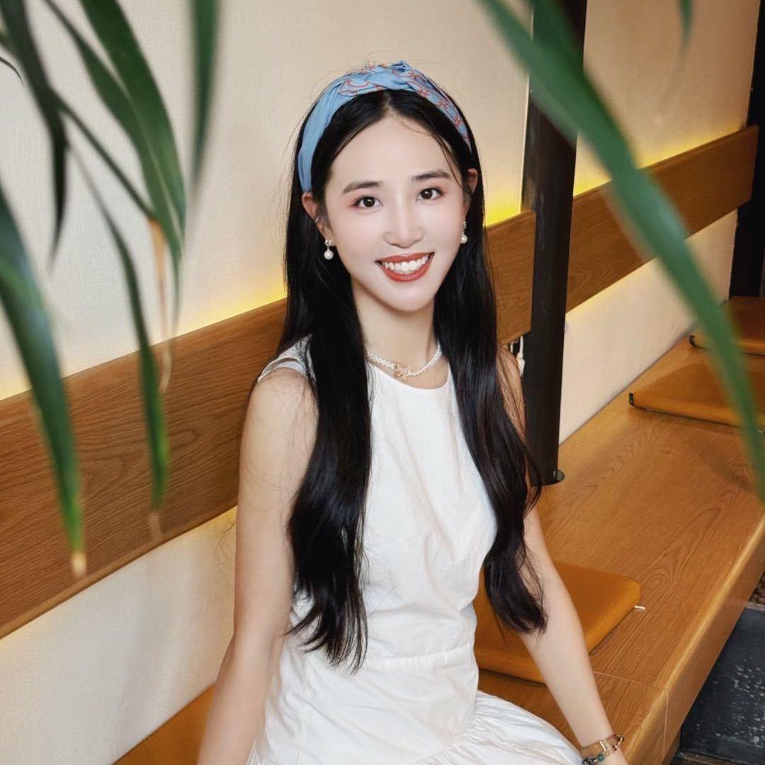 小钰在发光