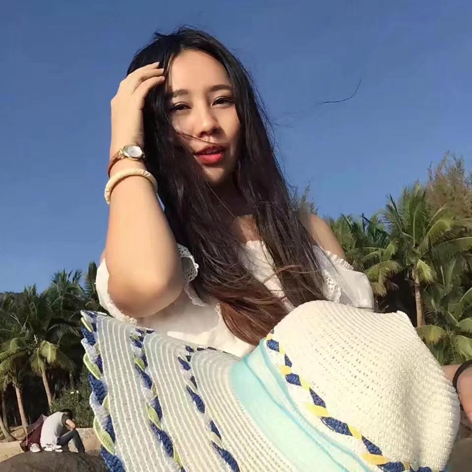 杨小小