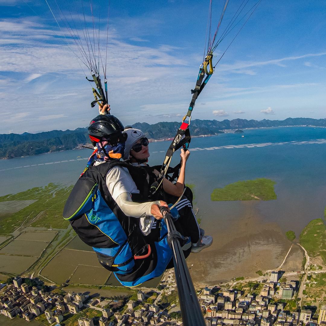 滑翔伞教练（🪂⛷️）—流星🌠