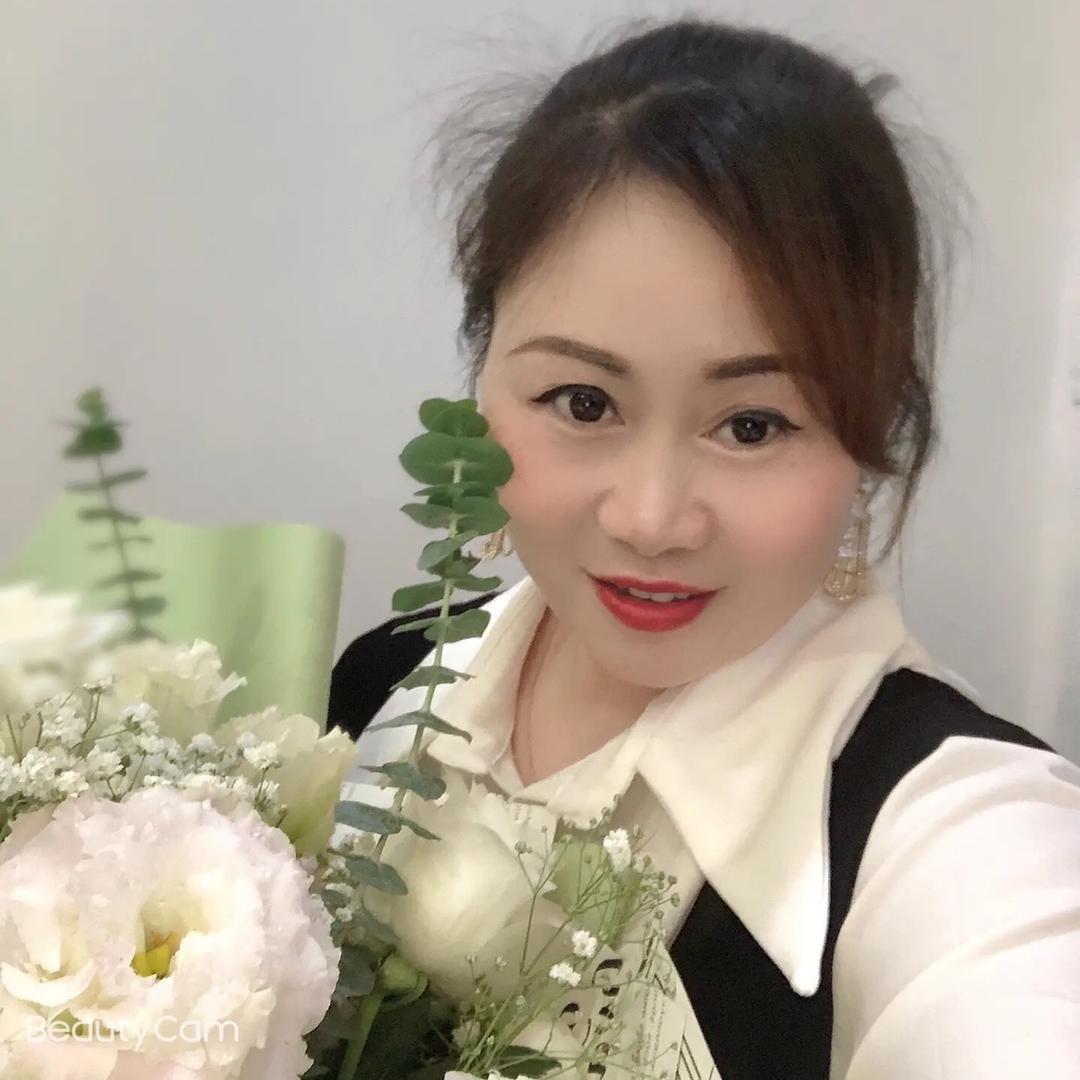 刘洁