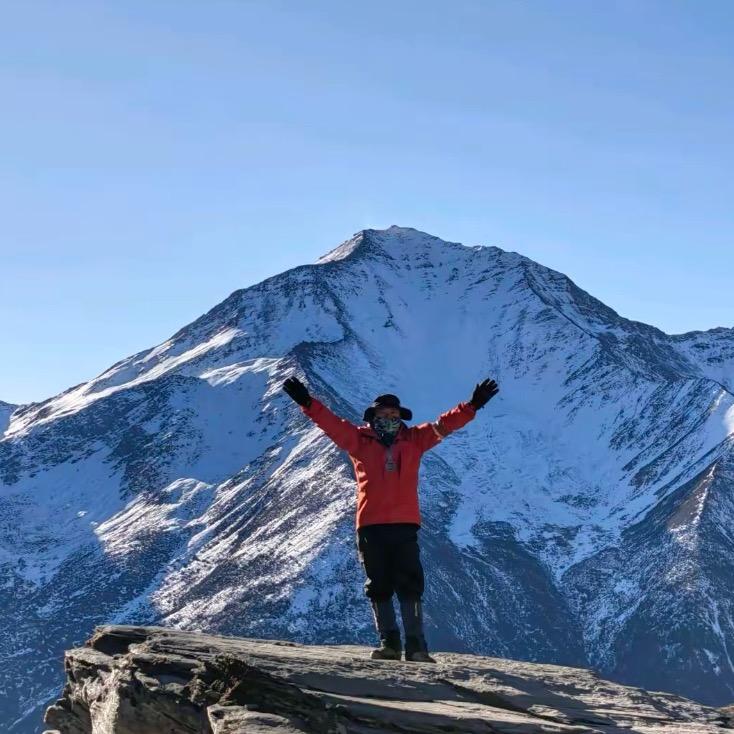户外旅行装备线上购