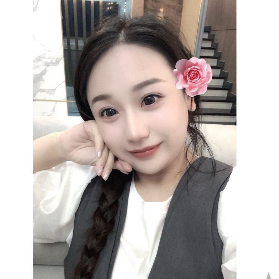 阿颜夫妇一家@抖音