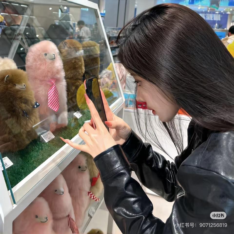 海滩长颈鹿