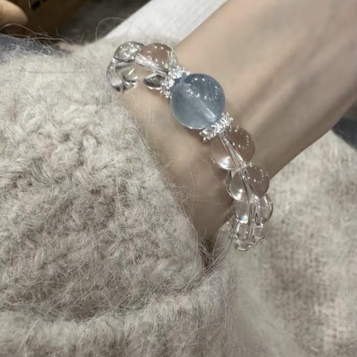 雪纷飞珠宝商行