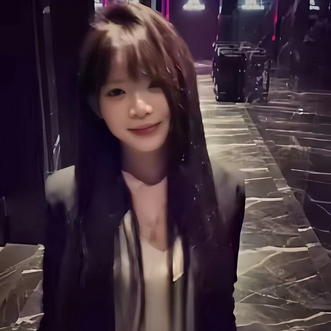 小鑫崽^