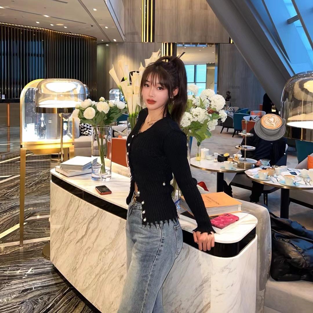 阿朵爱舞蹈
