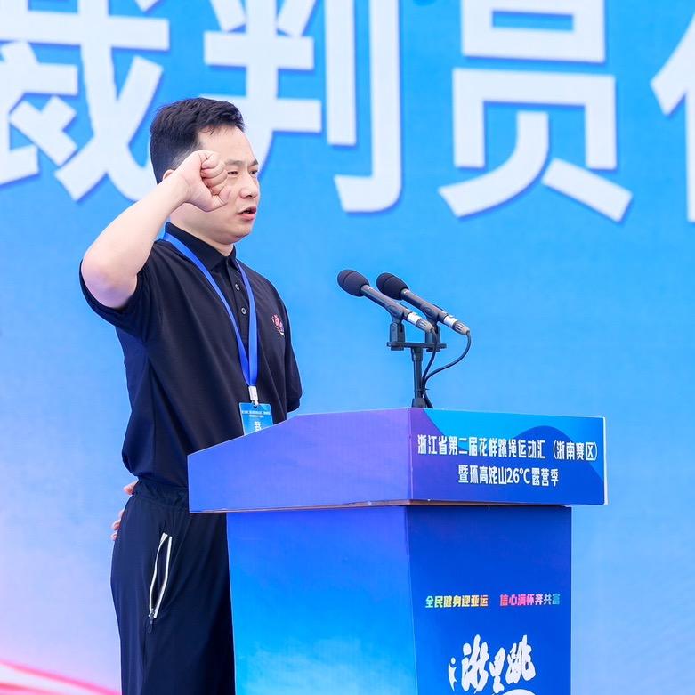 会跳绳的会长—绳彩飞扬团团长