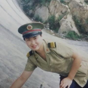 一休是只小灰灰