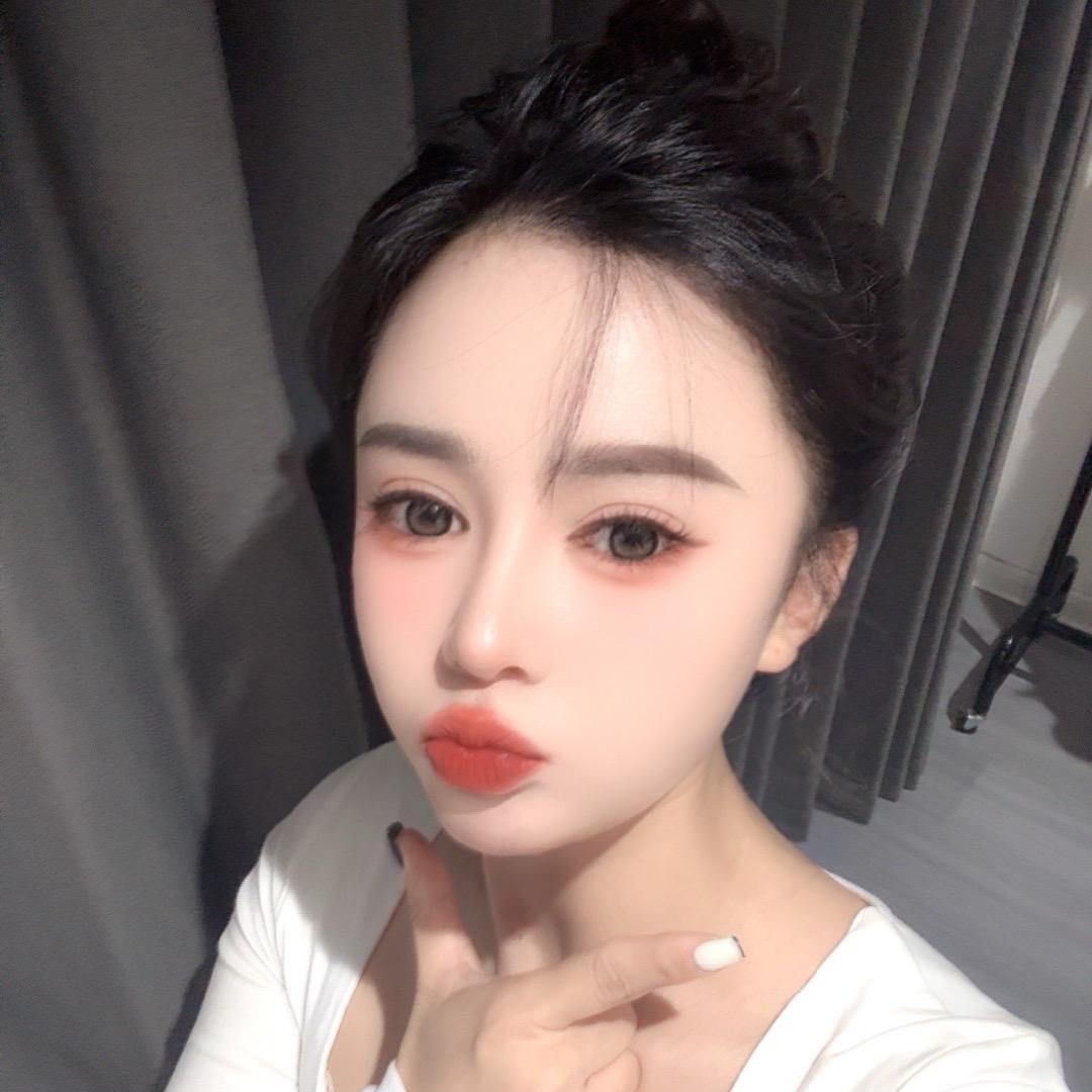 刘璇璇.