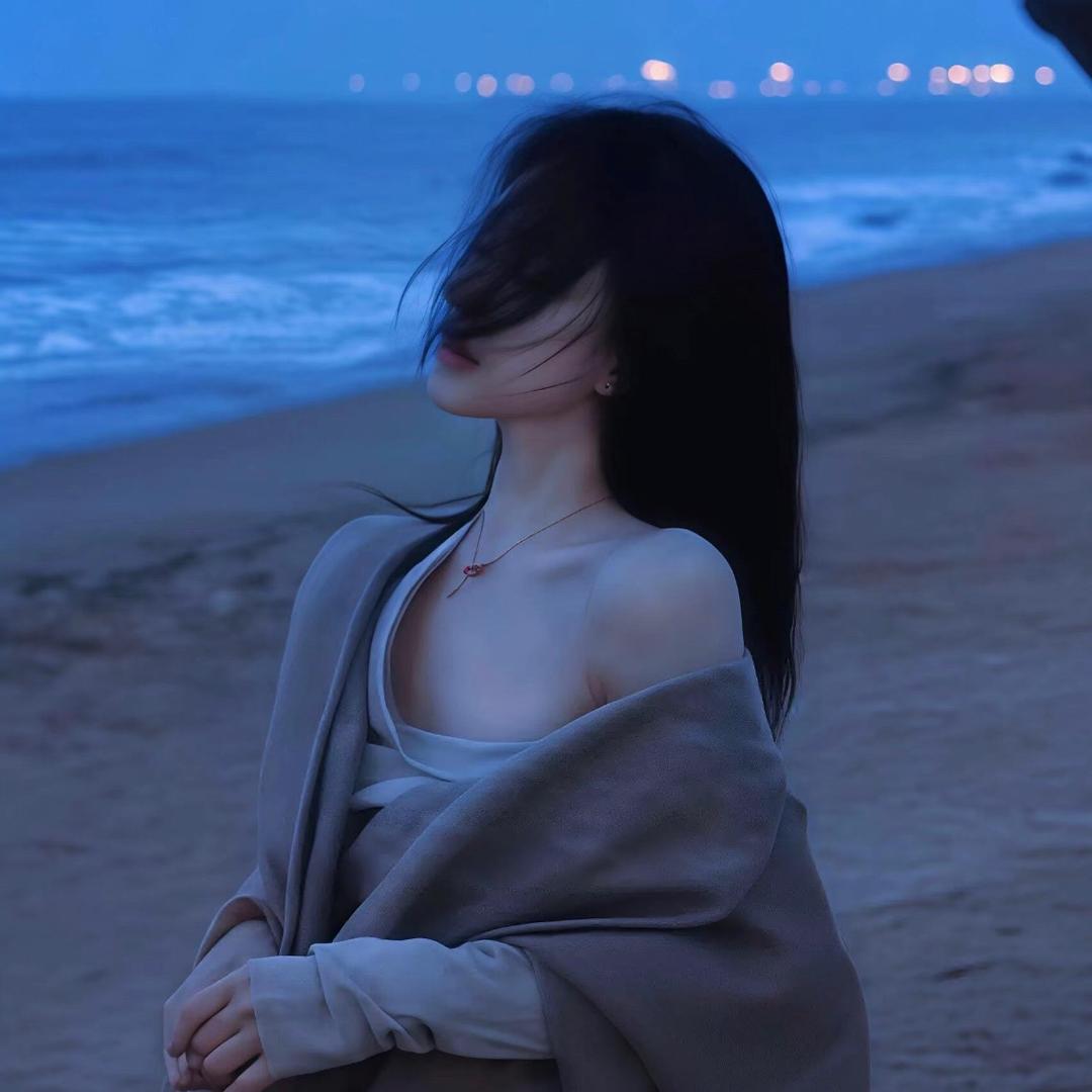 破碎的玫瑰🌹