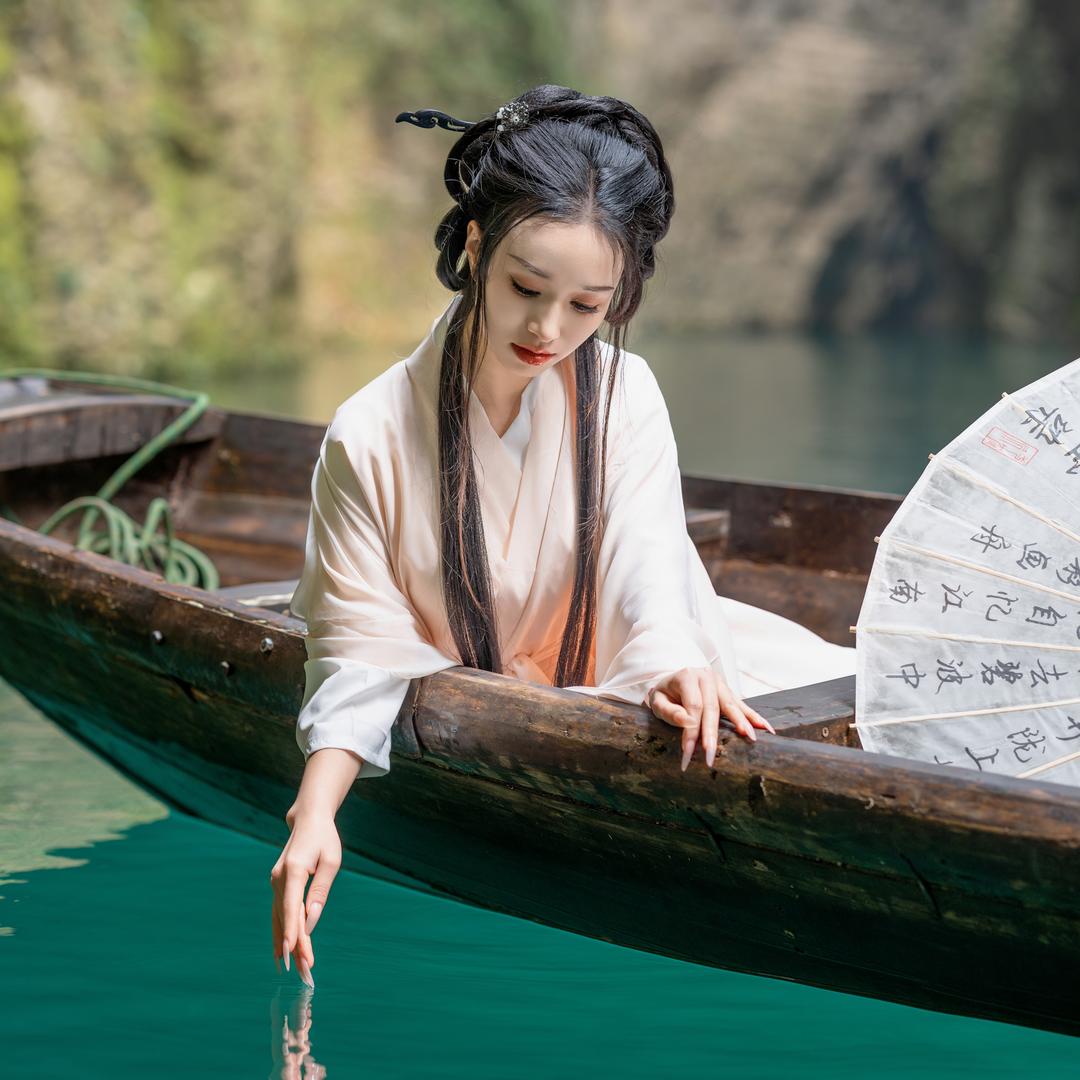 灯火珊珊