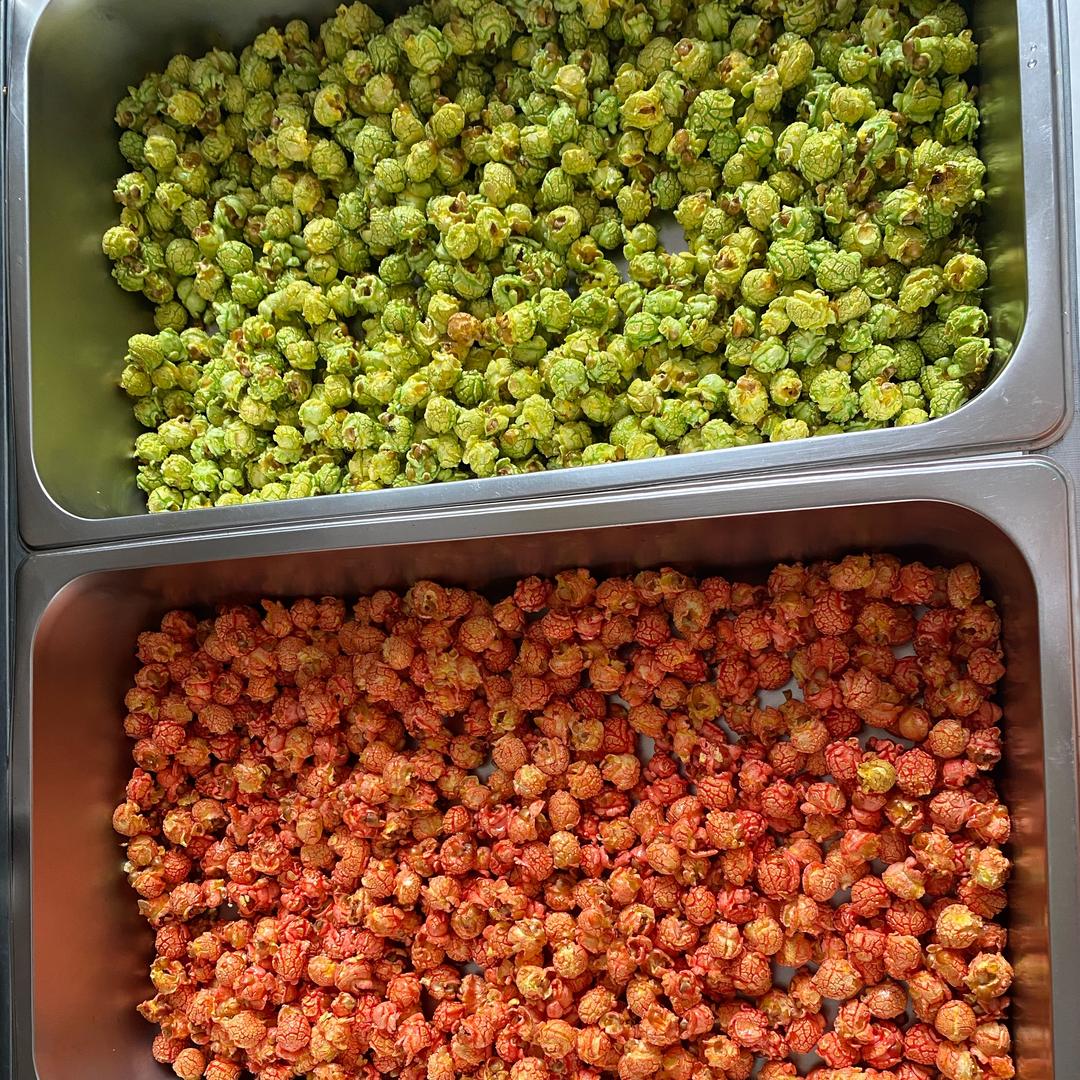 玉米麻麻在摆摊