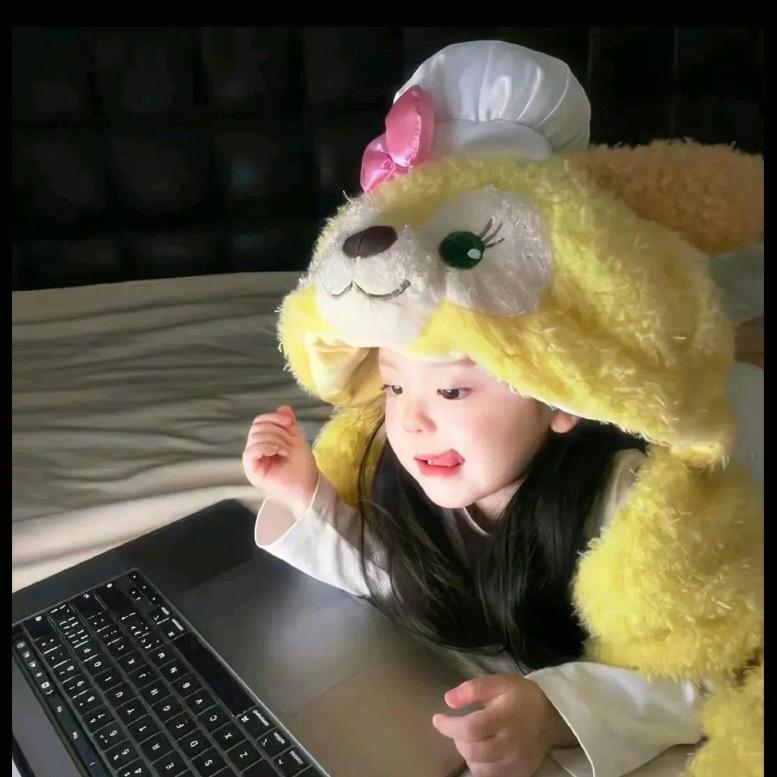 菠萝仔仔