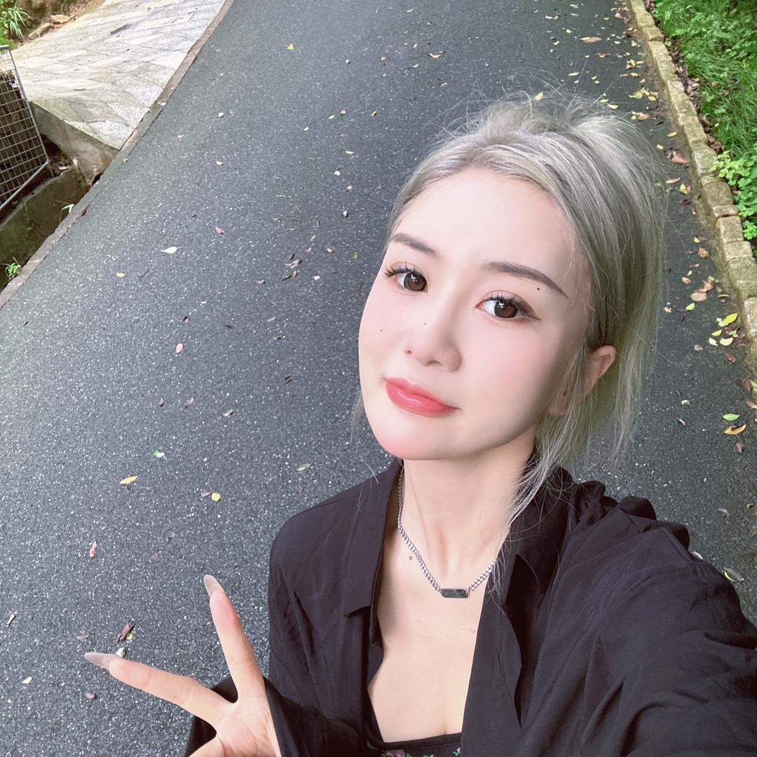 芊芊微胖定制女装