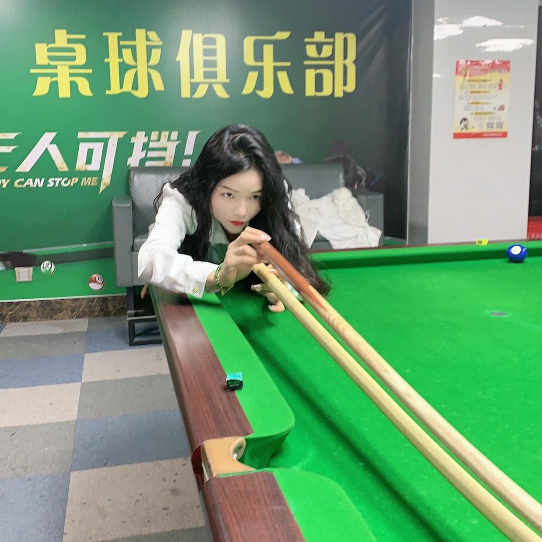 🥰北流城中路女王服装店洪记臭豆腐对面