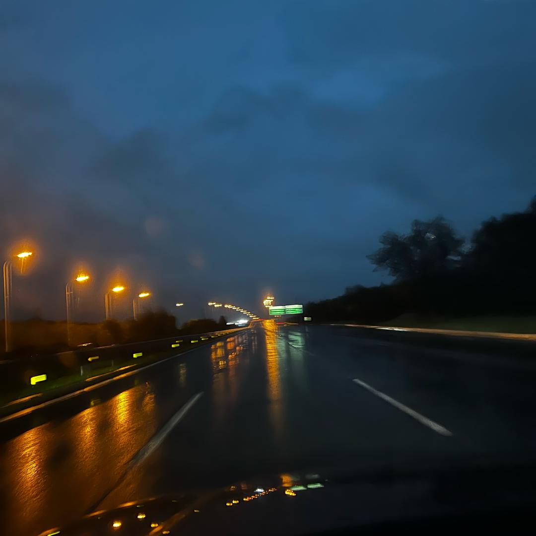 骑着毛驴闯天涯