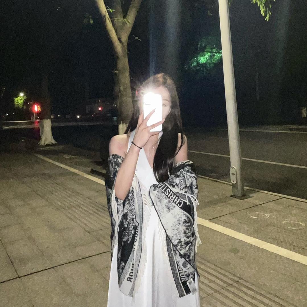 摸摸怪兽