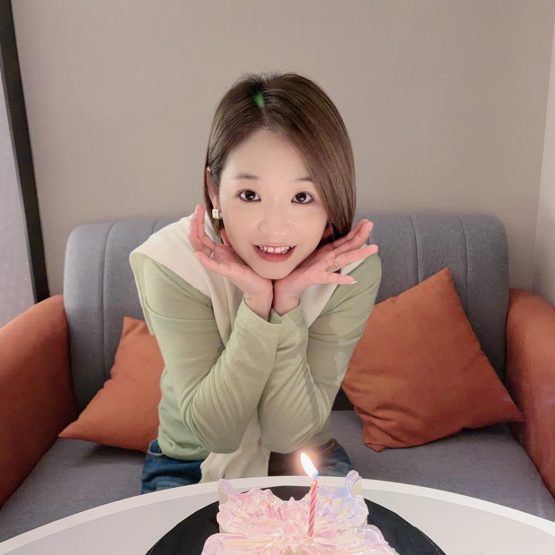 鄭Baby