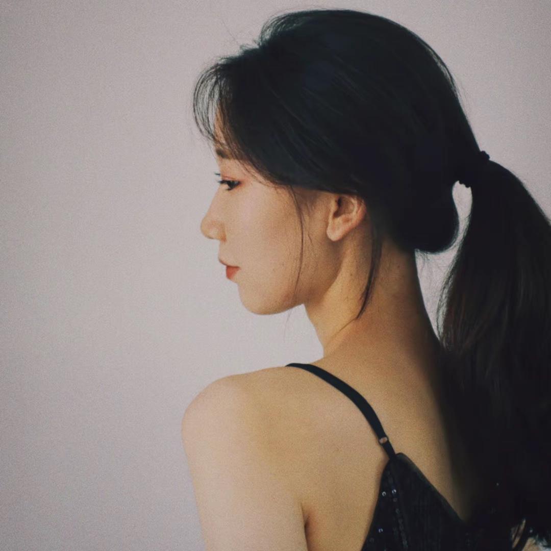明明很慧穿女装店官方号