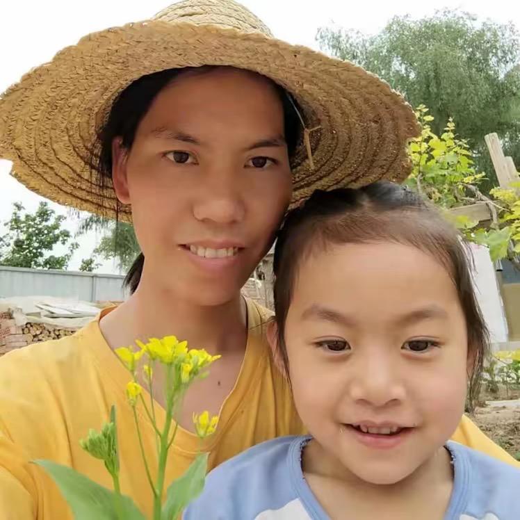 小渝家的苹果园