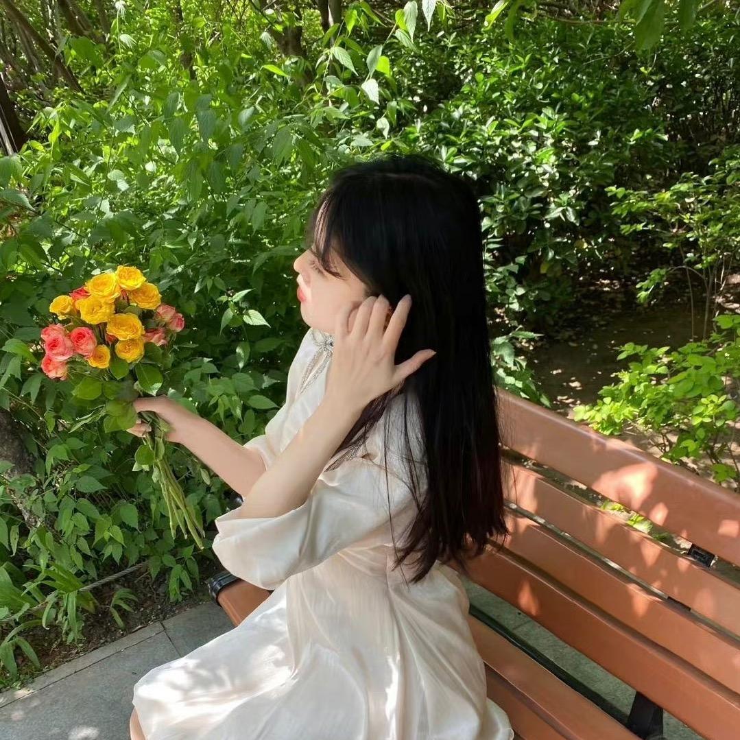 红宝橱窗