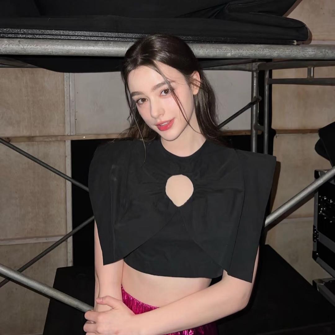 （Алина）阿琳娜