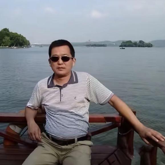 迷人的叔