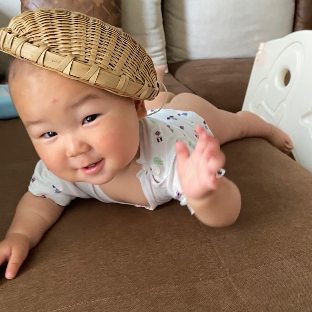 8月宝贝