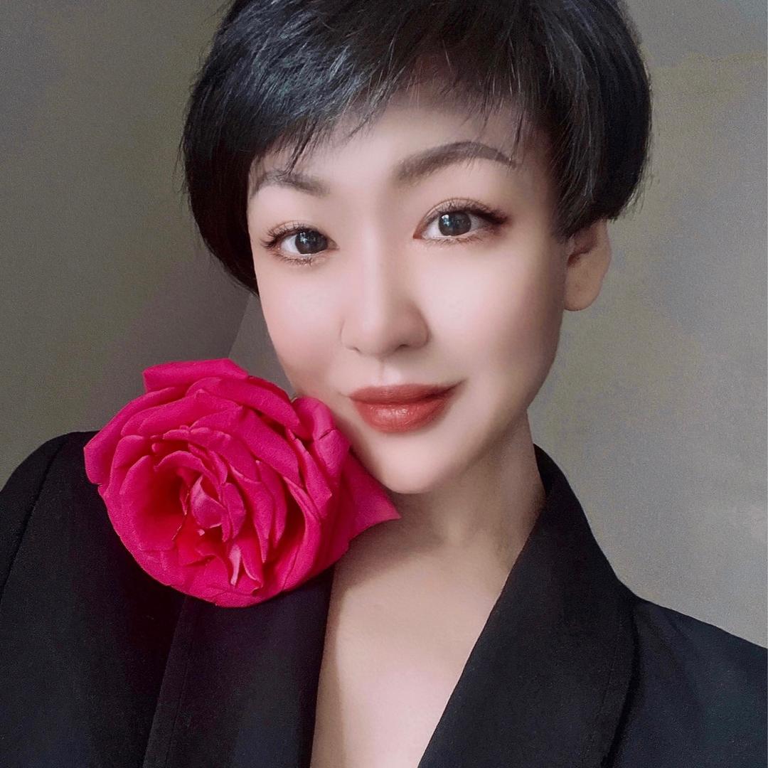 Lena京城大女主