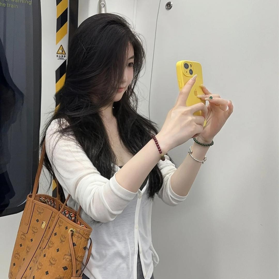 晓晓吖.