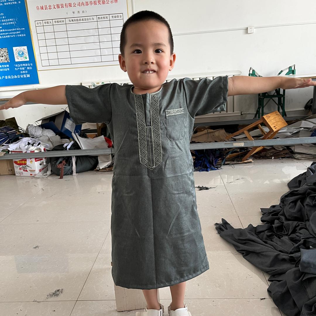 专业生产阿拉伯大袍