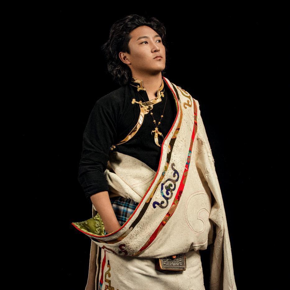 象雄 益西平措