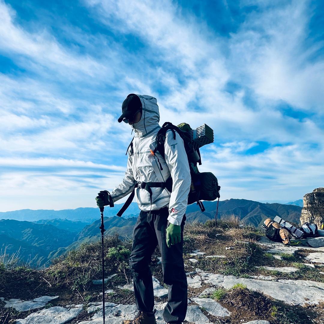 户外运动集合店